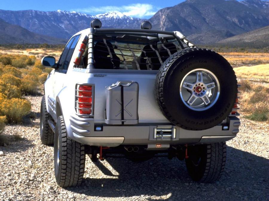  Ford Expedition Himalaya Concept 1999 года  (фото 4 из 4)